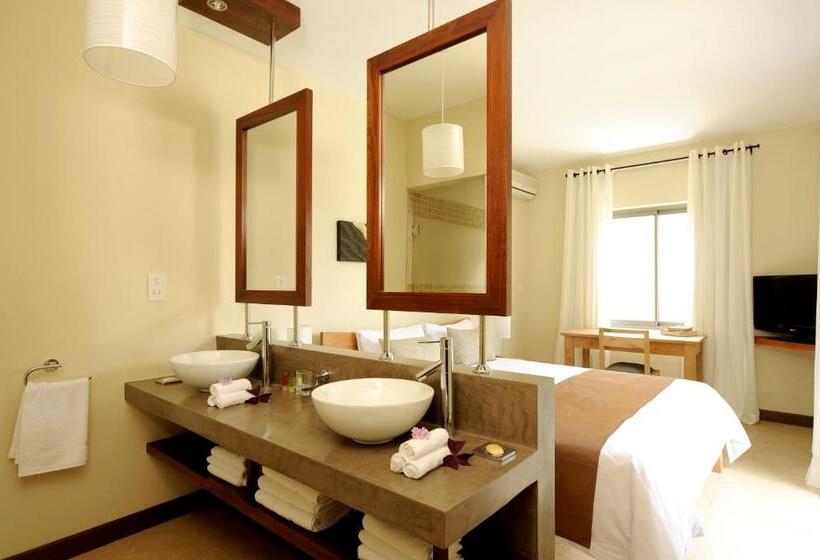 4 Schlafzimmer Villa, Athena Villas By Evaco