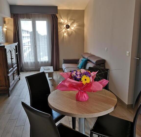 Апартаменты 1 Спальня, Atoll Hotel Restaurant