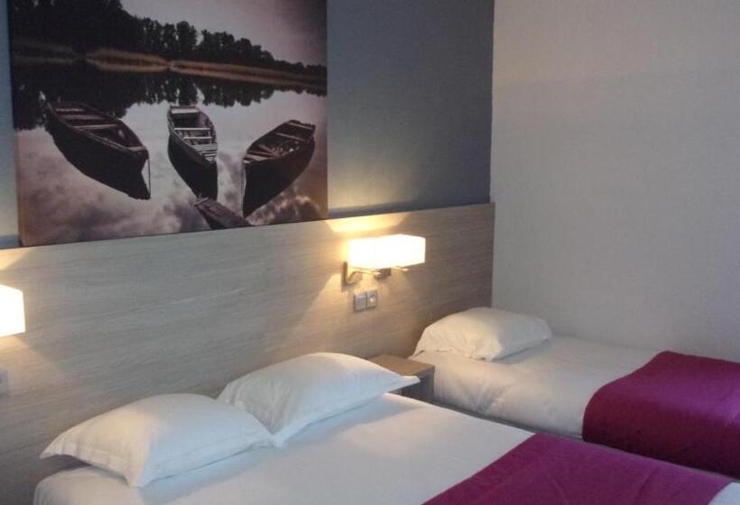 Трехместный Номер Стандарт с Балконом, Atoll Hotel Restaurant