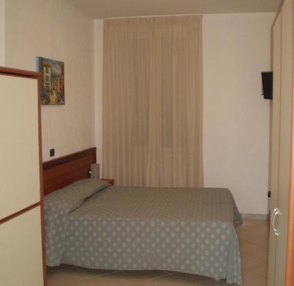 اتاق استاندارد چهار تخته, Albergo Posta