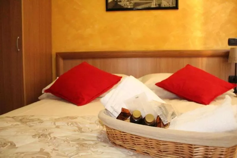 اتاق اکونومی, Albergo Posta