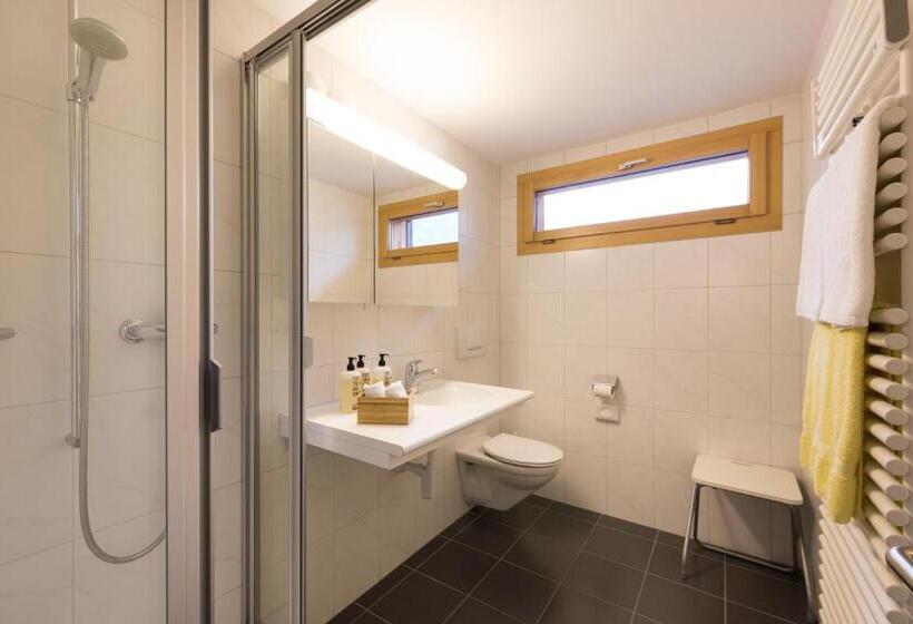 חדר סטנדרט, Blumlisalp