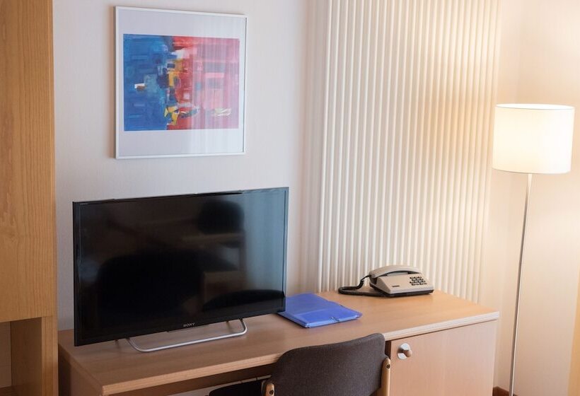 חדר סטנדרט, Blumlisalp