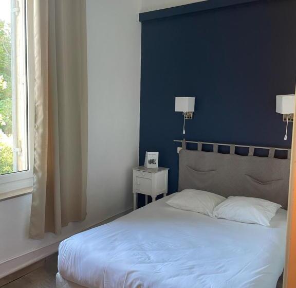 اتاق استاندارد, Constantin