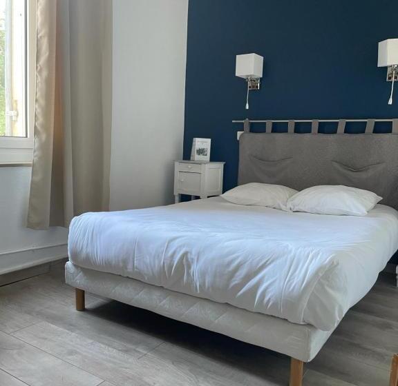 اتاق استاندارد, Constantin