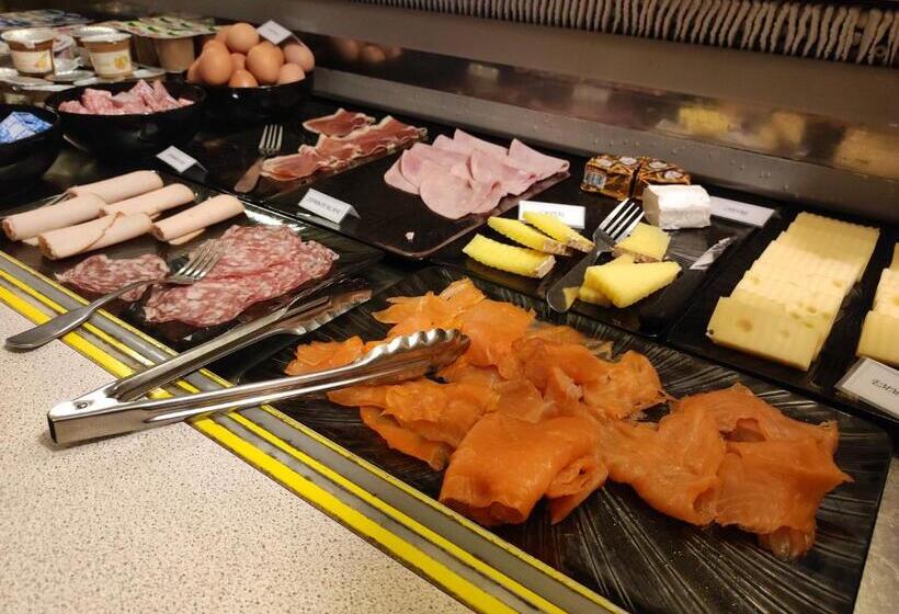 Номер Superior, Contact Hôtel Le Provençal Bordeaux Lac