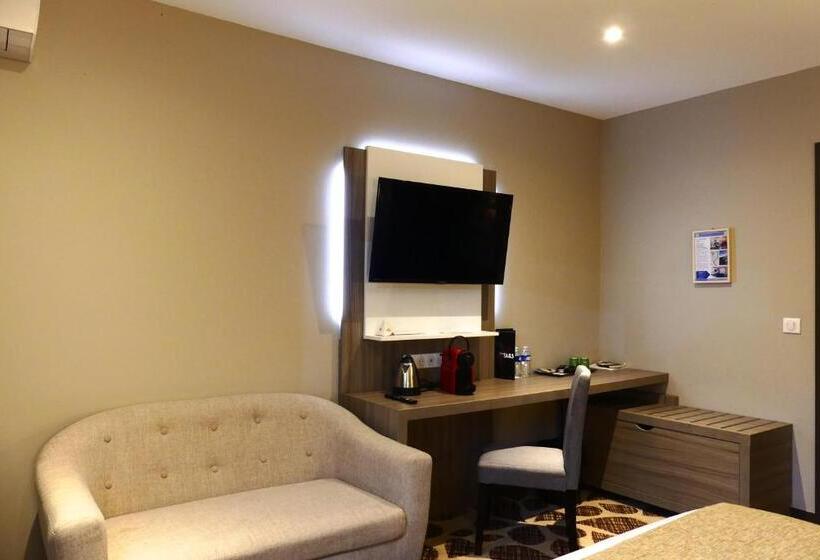 Люкс Вид на Сад, Contact Hôtel Le Provençal Bordeaux Lac