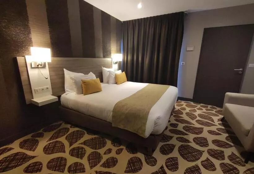 ガーデンビュースイート, Contact Hôtel Le Provençal Bordeaux Lac
