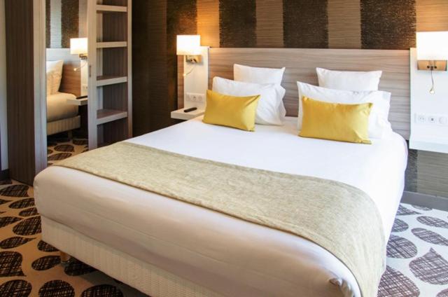 סוויטה נוף לגינה, Contact Hôtel Le Provençal Bordeaux Lac