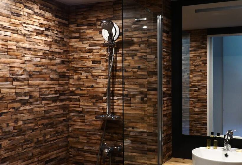 Номер Superior, Contact Hôtel Le Provençal Bordeaux Lac