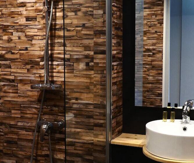 高级大房间, Contact Hôtel Le Provençal Bordeaux Lac