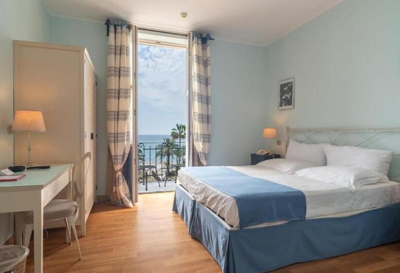 חדר סופריור נוף לים, De La Plage