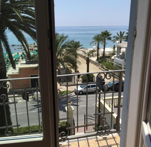 חדר סופריור נוף לים, De La Plage