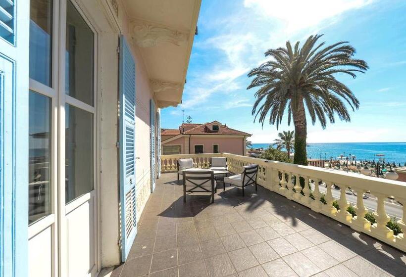 סוויטה נוף לים, De La Plage