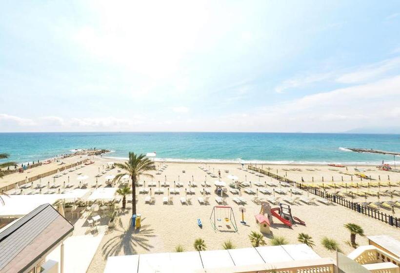 דירת חדר נוף לים, De La Plage