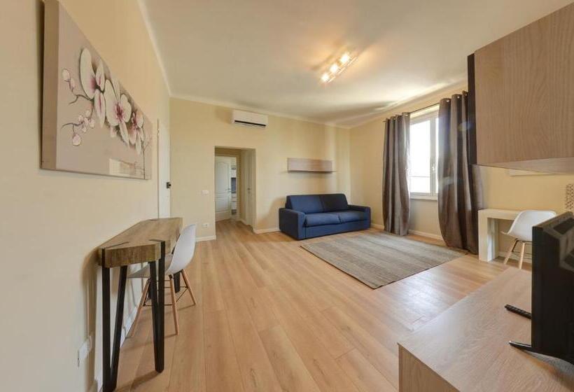 דירת חדר נוף לים, De La Plage