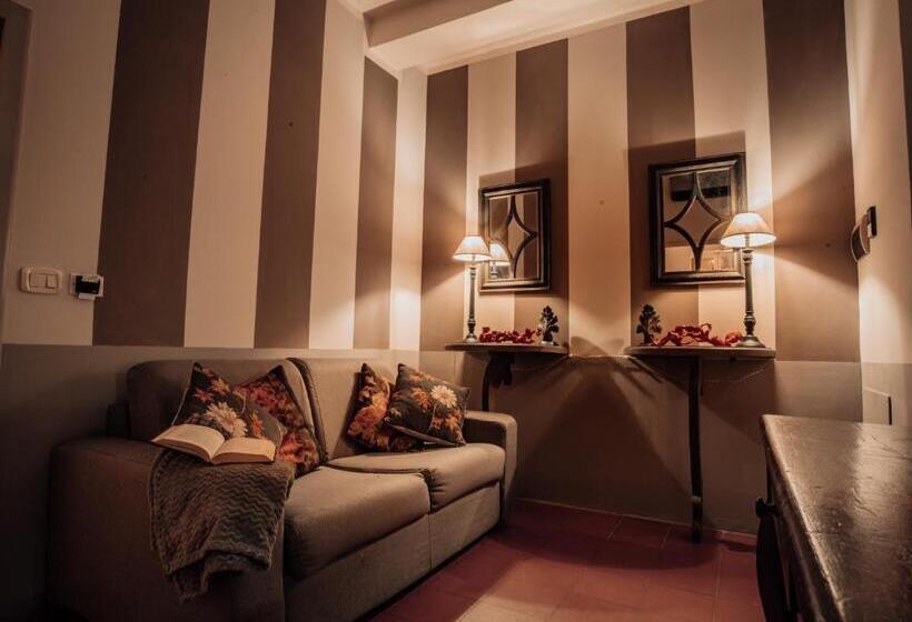 جناح جونيور مزوَّد بجاكوزي, I Capricci Di Merion  Resort & Spa