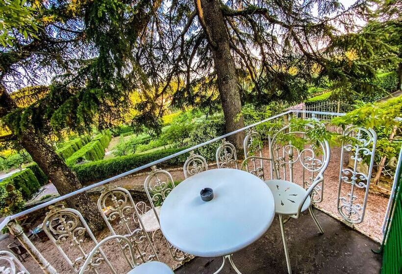 جناح جونيور, I Capricci Di Merion  Resort & Spa