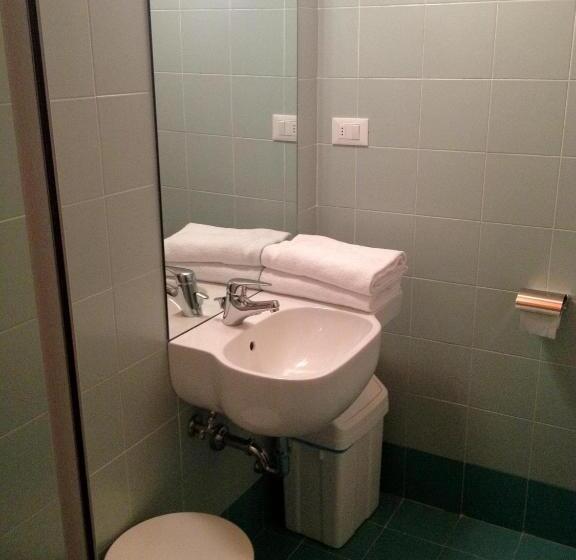 スタンダードルーム, Il Guscio