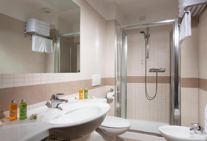 סוויטה, Il Teatro