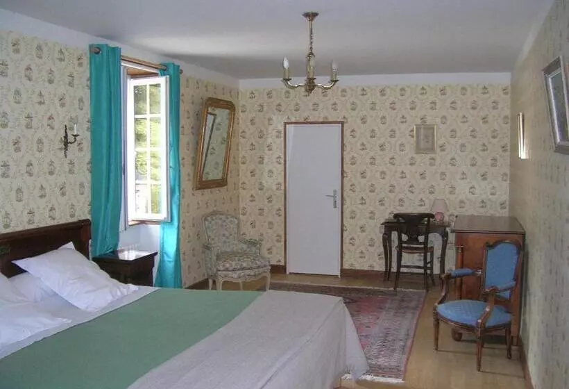 スーペリアールーム, Manoir Du Stang
