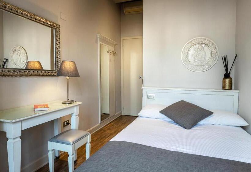 Номер Стандарт Индивидуальный с Видом, Marconi