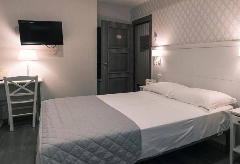 اتاق استاندارد چهار تخته, Marisa