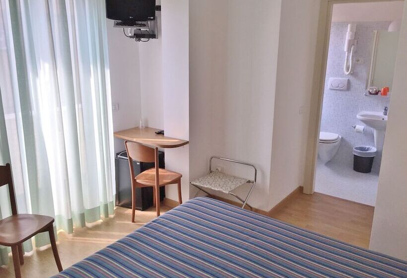 غرفة كلاسيكية, Mayor