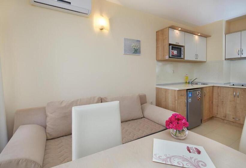 استودیوی استاندارد, Relax Holiday Complex & Spa