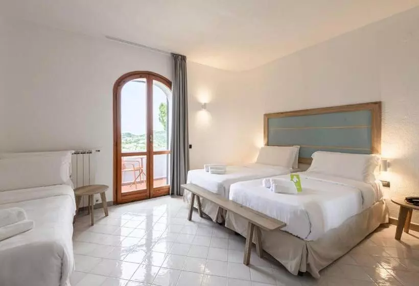 Standard Neljän Hengen Huone, B&b Hotel Ischia San Nicola