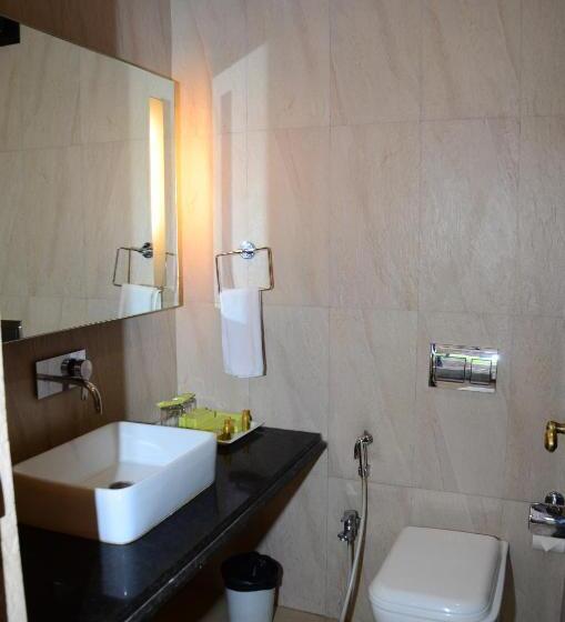 デラックスルーム, Upper Deck Resort   Stay And Relax At The Highest Peak Lonavala