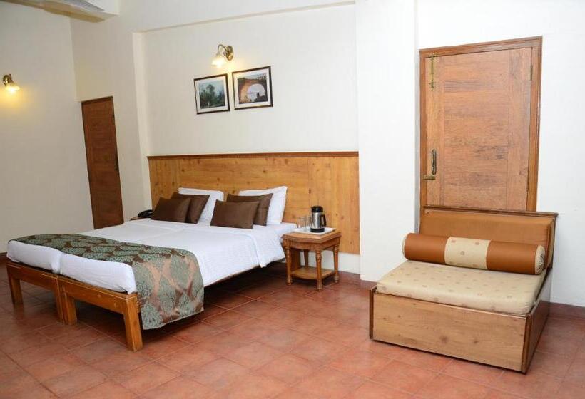 デラックスルーム, Upper Deck Resort   Stay And Relax At The Highest Peak Lonavala