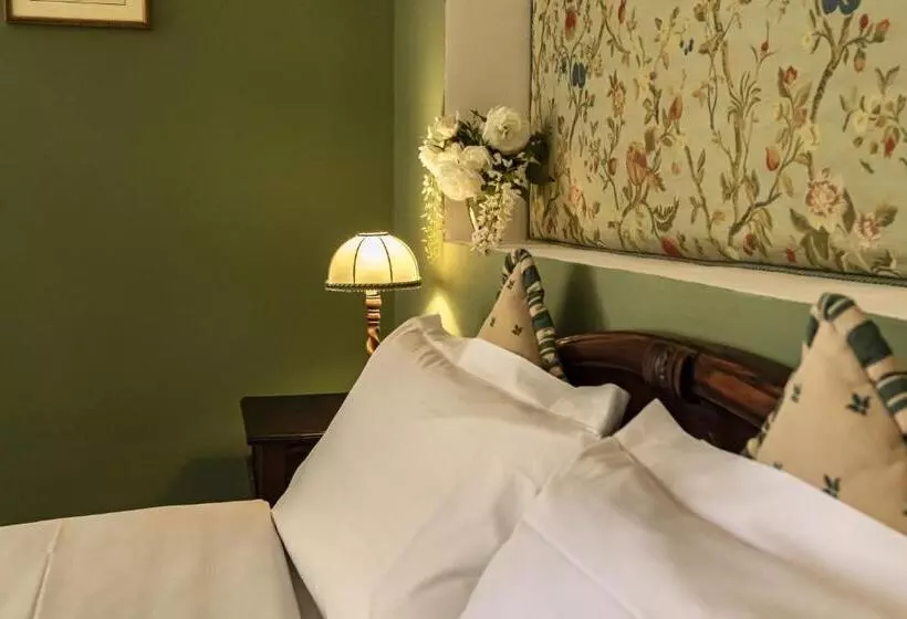テラス付きスタンダードルーム, La Ghirlanda Wine Resort
