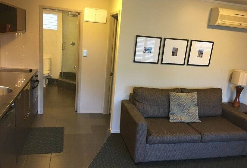 جناح إدارى, Abaco On Jervois