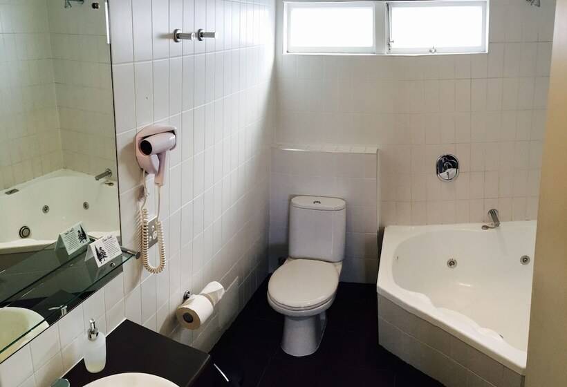 استوديو إدارى, Abaco On Jervois