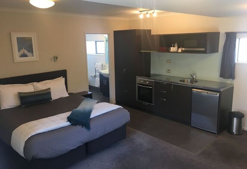 استوديو إدارى, Abaco On Jervois