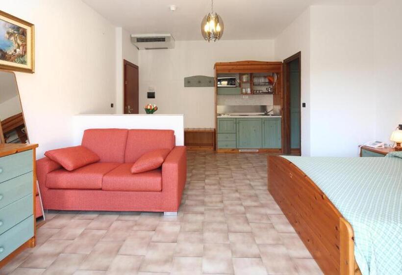 إستوديو كومفورت, Residence Hotel Kriss