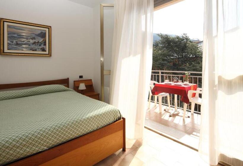 إستوديو كومفورت, Residence Hotel Kriss