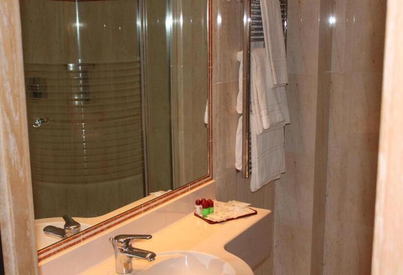 غرفة سوبيريور فردية, 501