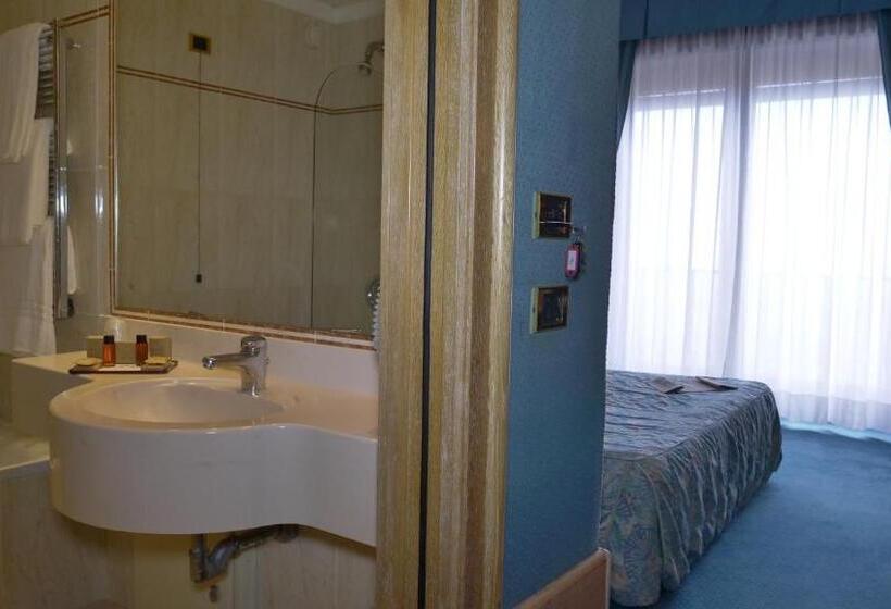 غرفة ديلوكس, 501