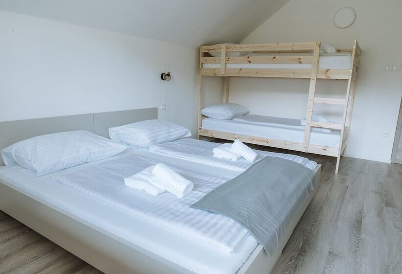 آپارتمان لوکس 1 خوابه, Apartmaji Triglav