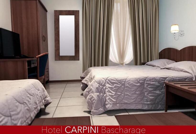اتاق استاندارد سه نفره, Carpini