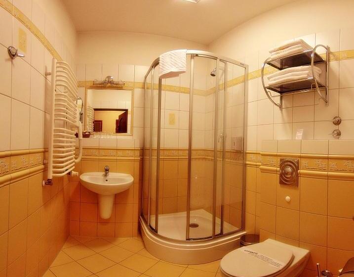 اتاق استاندارد, Europa