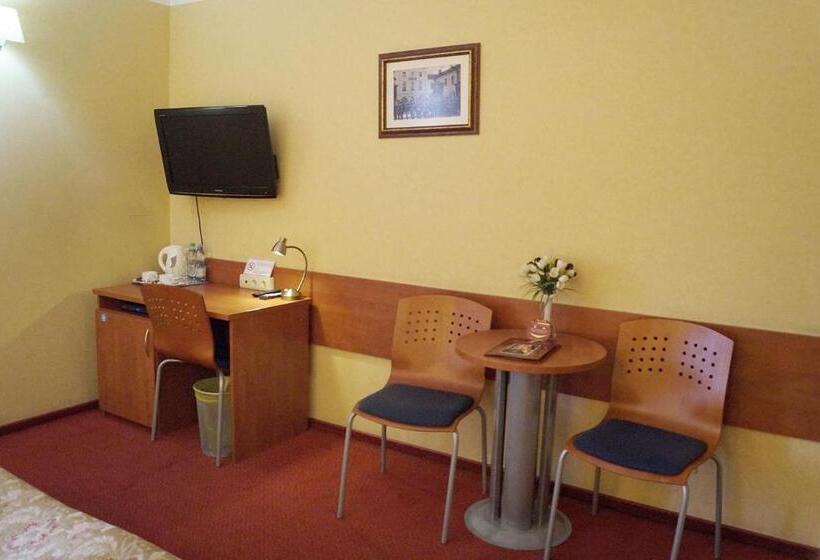 اتاق استاندارد, Europa