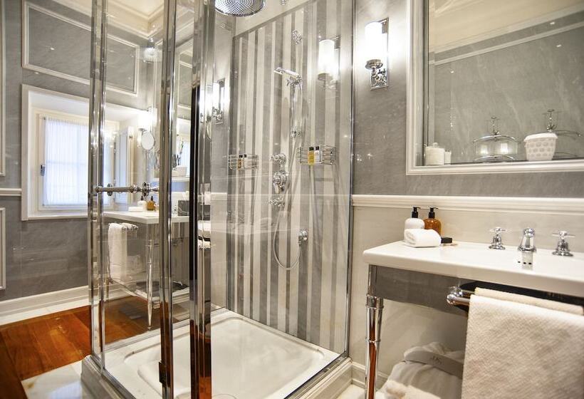 חדר סופריור עם מרפסת, J.k. Place Roma   The Leading Hotels Of The World