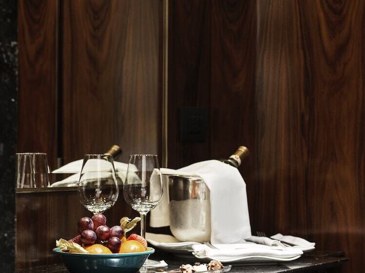 주니어 스위트 발코니, J.k. Place Roma   The Leading Hotels Of The World