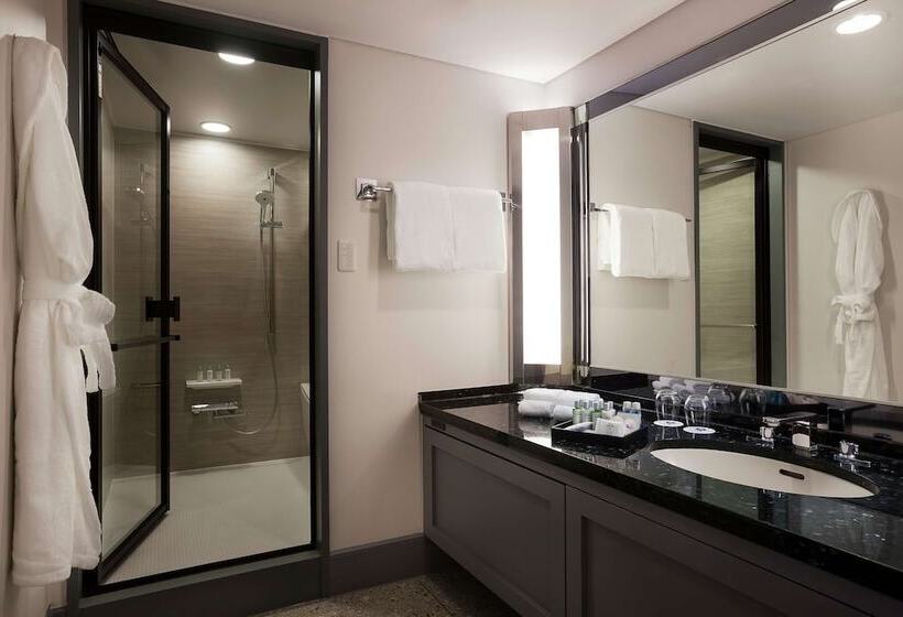 Номер Премиум, Kyukaruizawa Kikyo, Curio Collection By Hilton