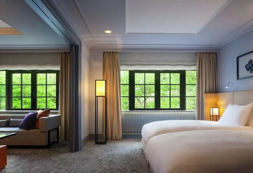 プレミアムルーム, Kyukaruizawa Kikyo, Curio Collection By Hilton