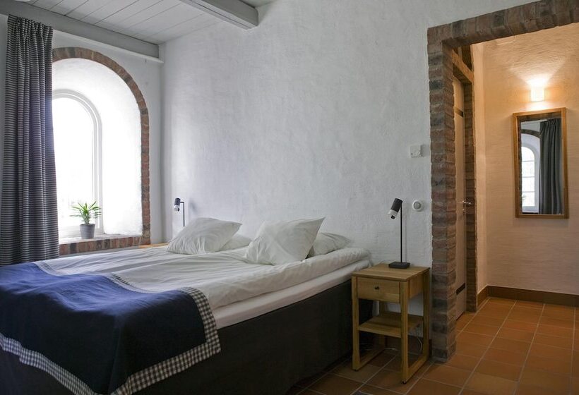 חדר סטנדרט, Ängavallen