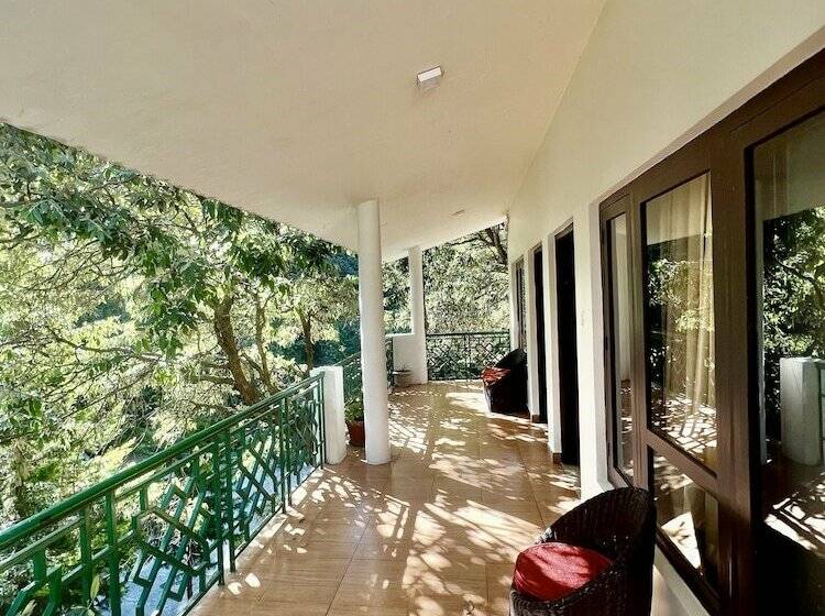 デラックスルーム, Sea Hawk Hill Resort A Luxury Boutique Resort, 20 Km From Nainital